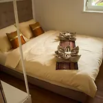 Apartmán Changthai Spa Apartment - Free Parking, Center K