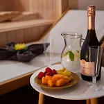Changthai Spa Apartment - Free Parking, Center K